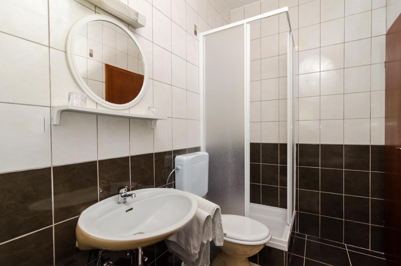 Guesthouse Moretic Орашац Экстерьер фото
